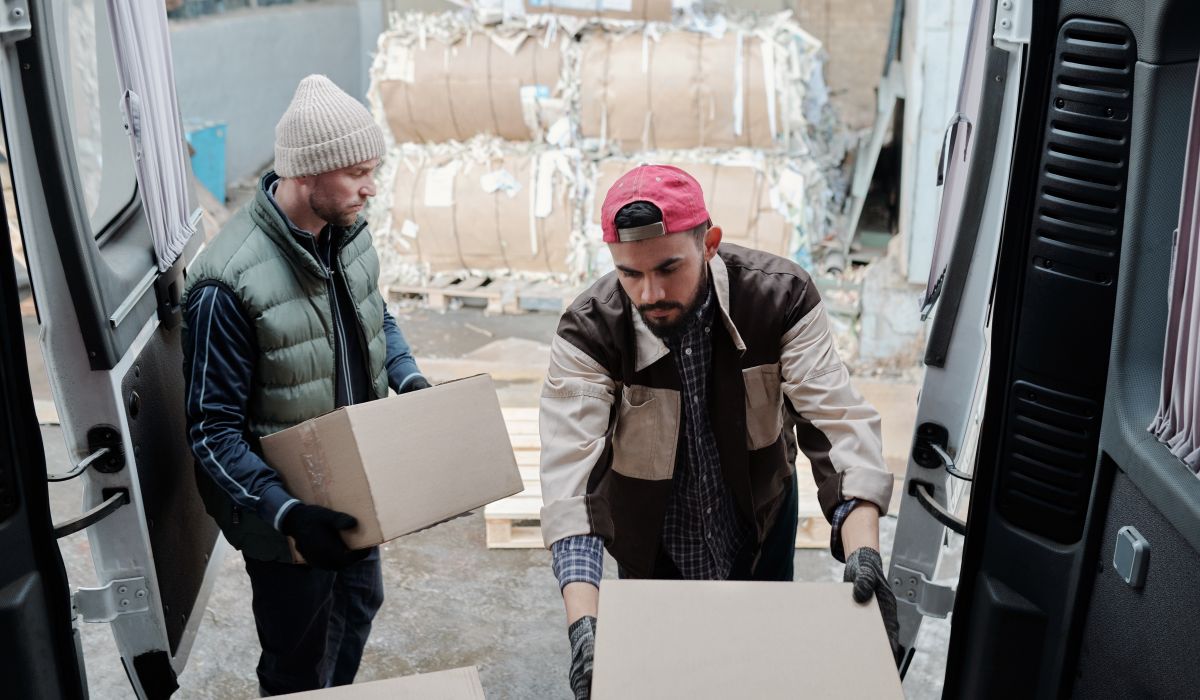 Navigating Narrow Streets During Local Deliveries
